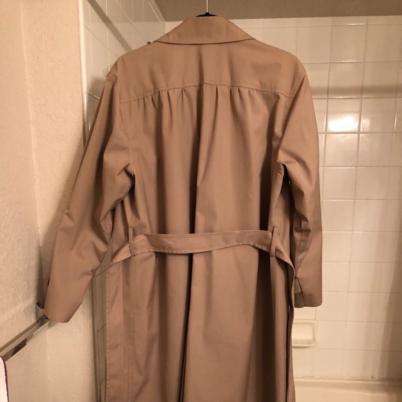 London Fog Trench Coat (beige) - Picture 2 of 3